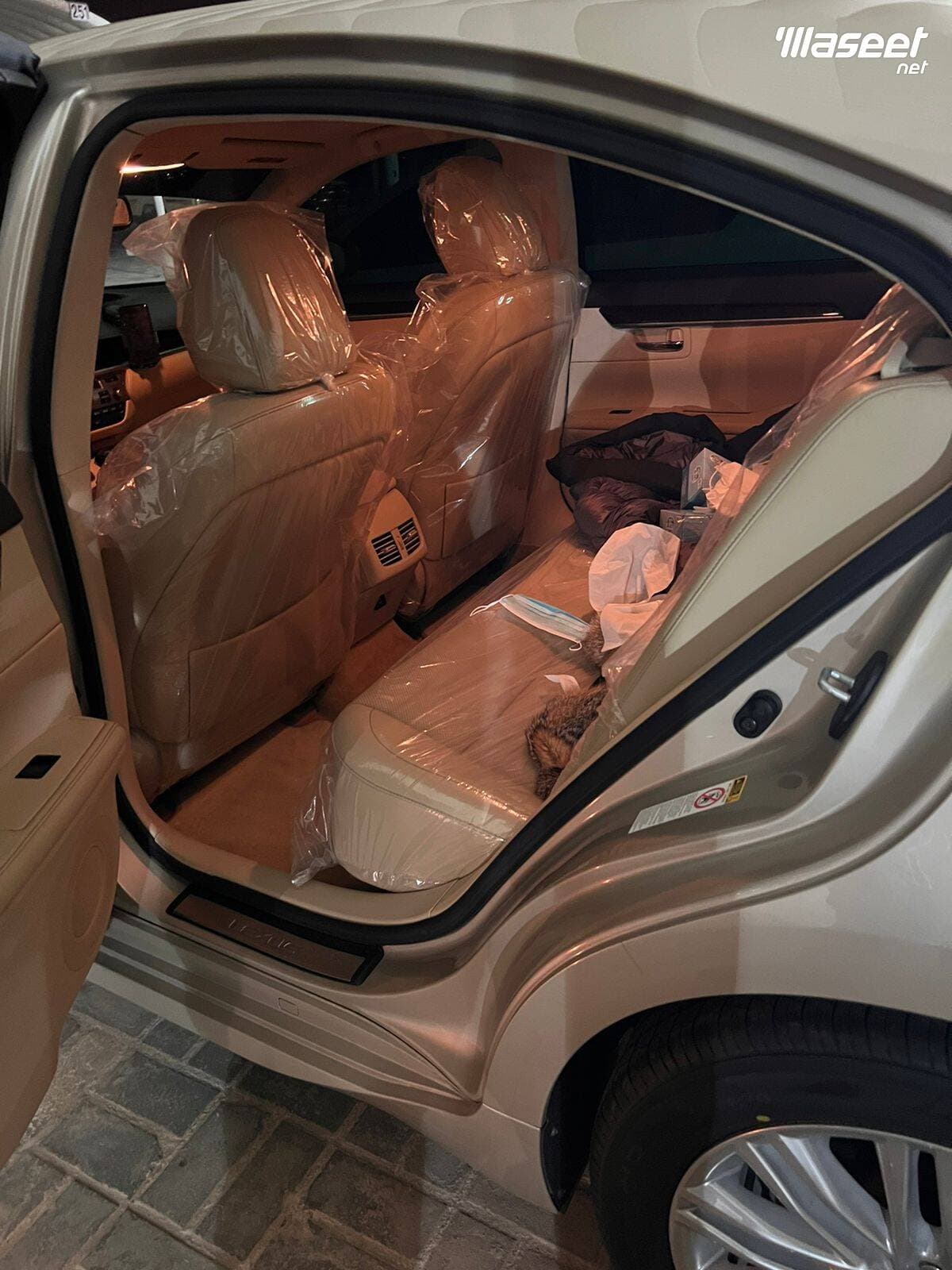 Lexus ES 350 model 2015 1