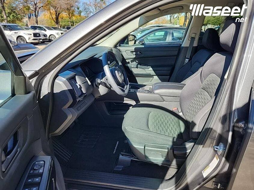 Nissan Pathfinder S 2023 5