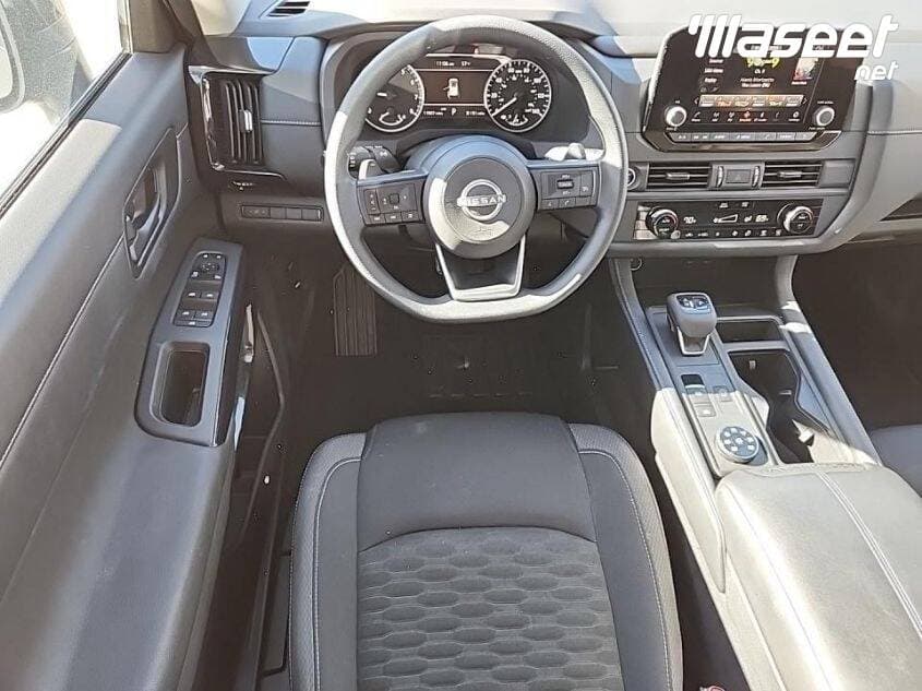 Nissan Pathfinder S 2023 3