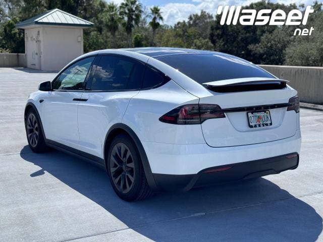 Tesla Model X 2023 1