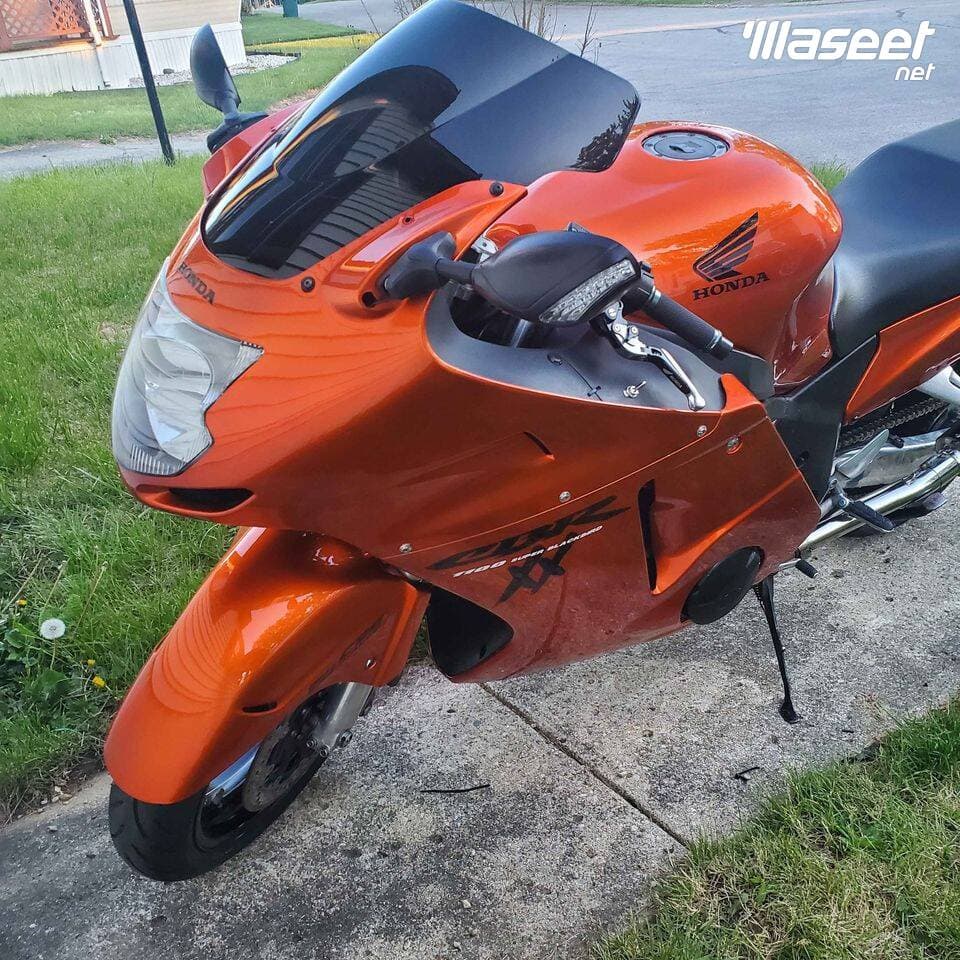 1999 Honda CBR 1100xx 2