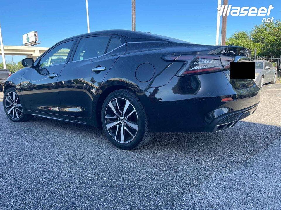 Nissan MAxima 2021 1
