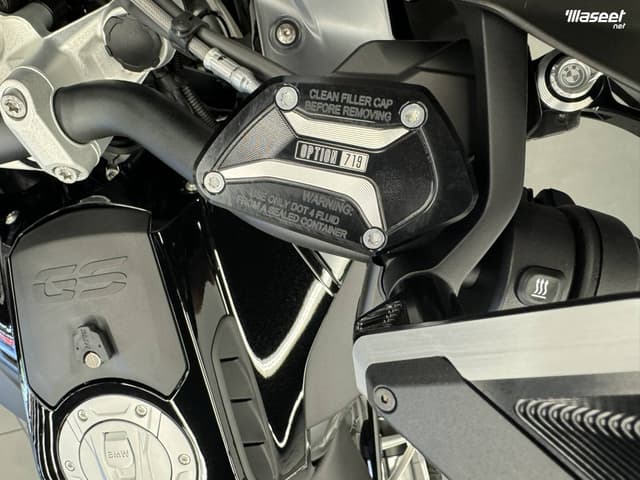 بي إم دبليو R1250 للمغامرة 2024