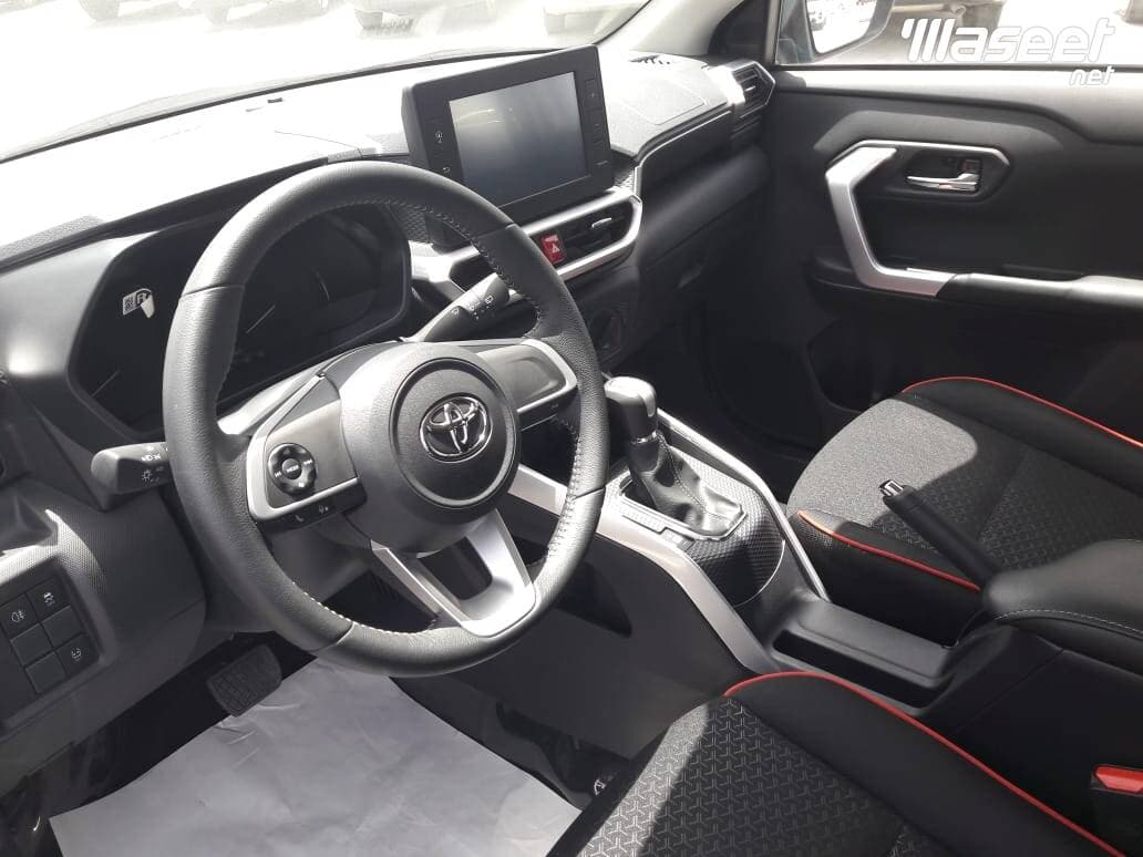 TOYOTA RAIZE  for rent 1