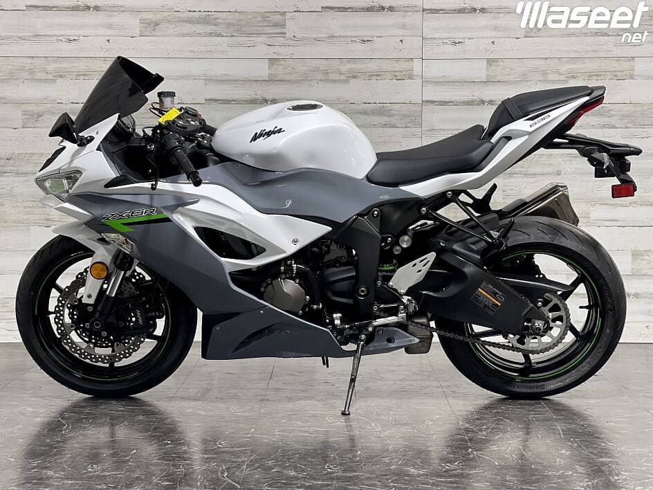 كاواساكي نينجا ZX 6R موديل 2021 0