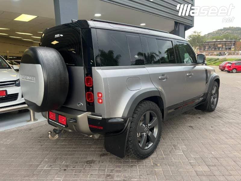 2021 Land Rover Defender 110 HSE 1