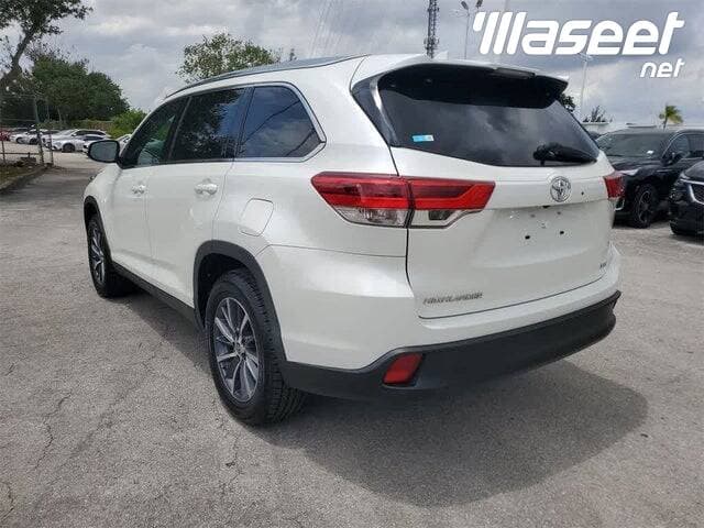 2019 Toyota Highlander XLE FWD 7