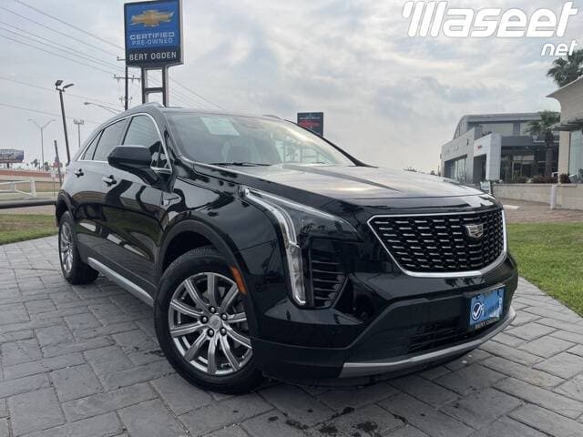 سيارة كاديلاك XT4 الفاخرة لعام 2020 0