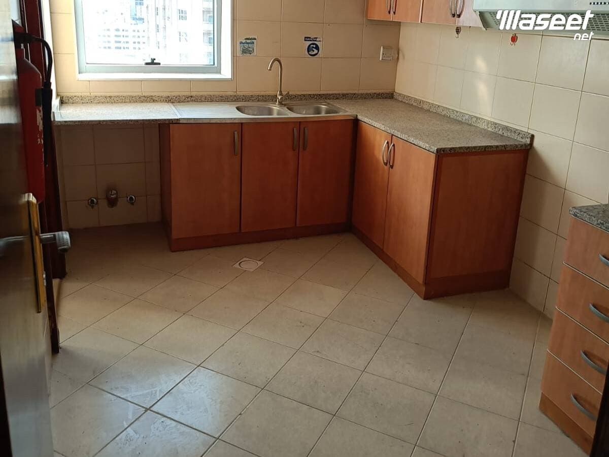 Apartment for sale in Al Majaz 2 6