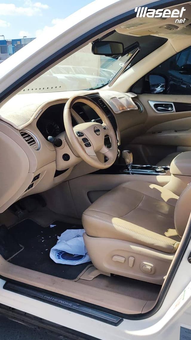 باثفايندر نيسان للبيع موديل 2014
