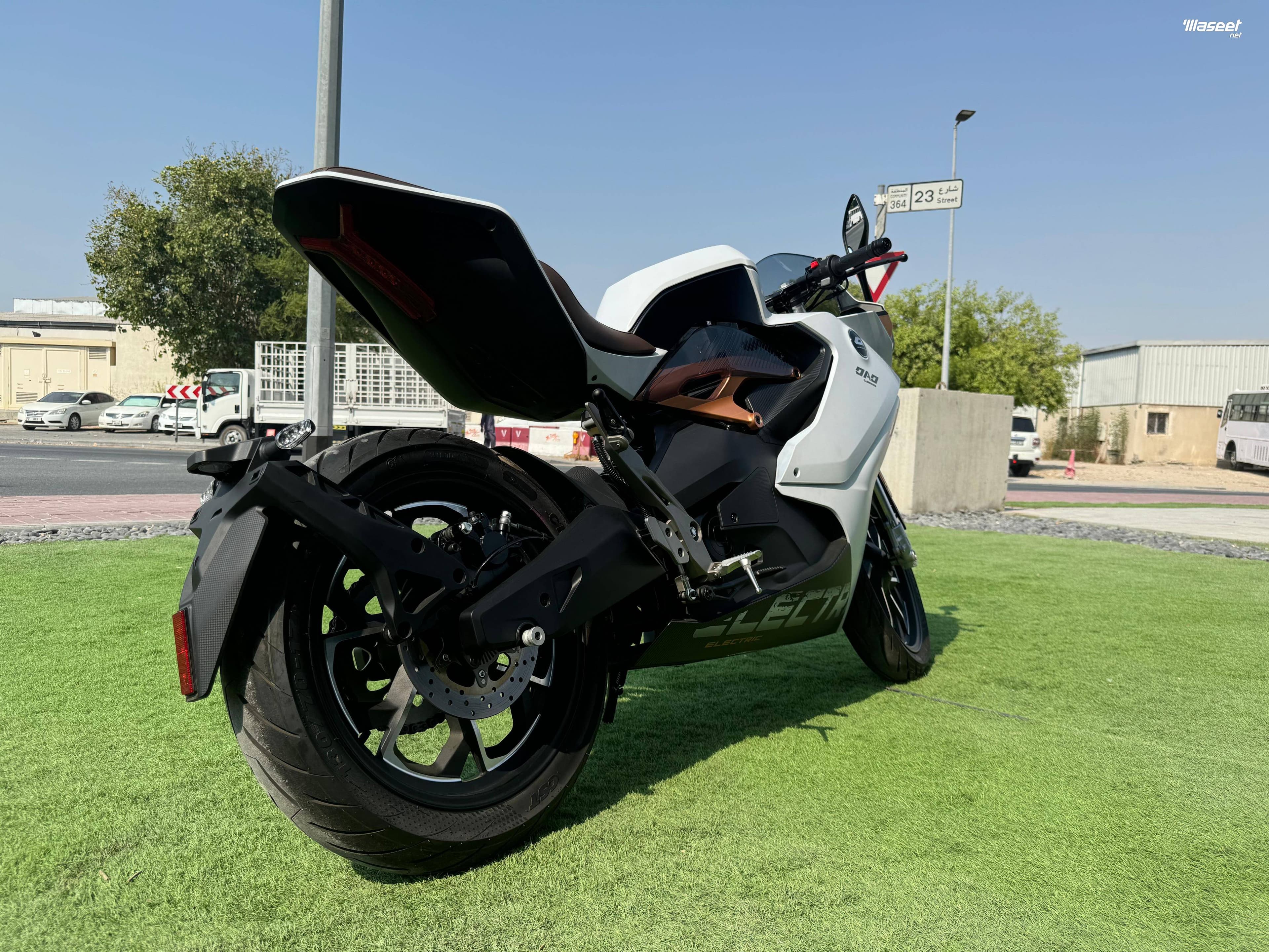 Sharmax GB 501E 4