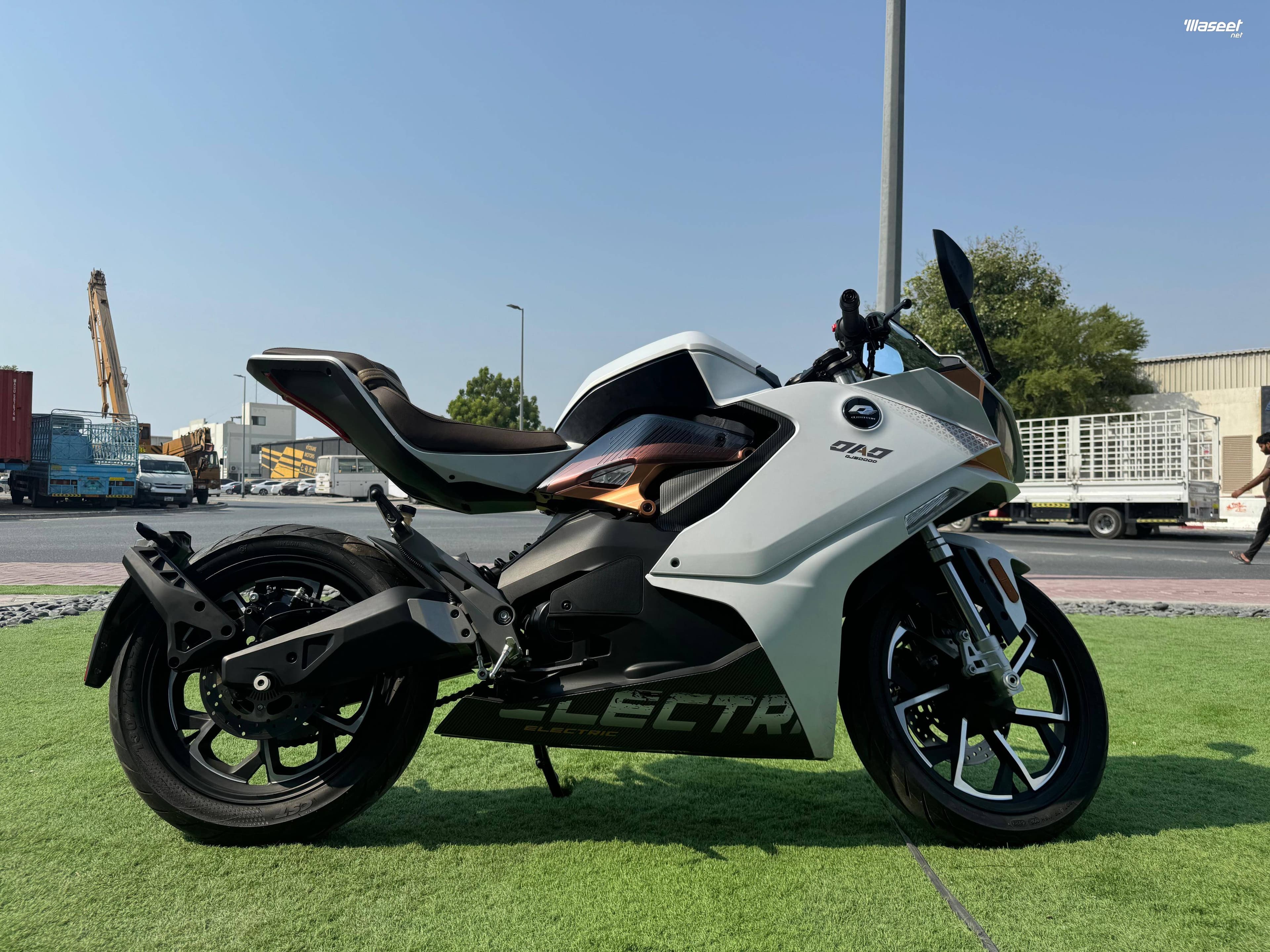 Sharmax GB 501E 3