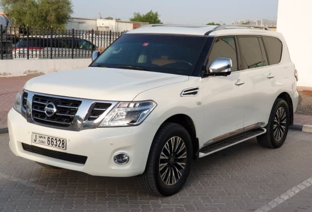 Nissan Patrol Platinum SE V8 2015