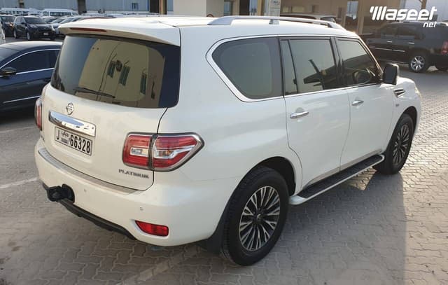 Nissan Patrol Platinum SE V8 2015