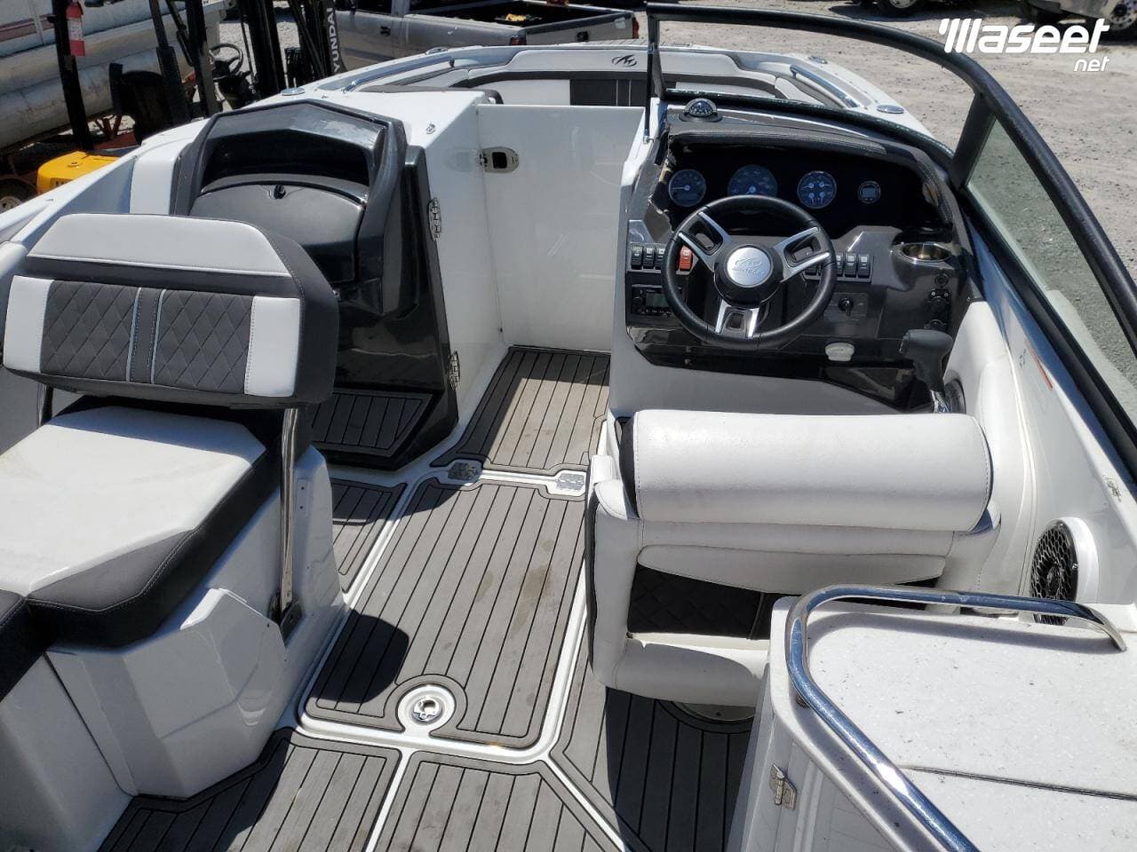 2021 Montana Boat 4