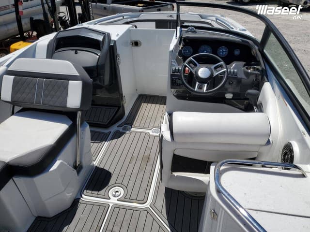 2021 Montana Boat