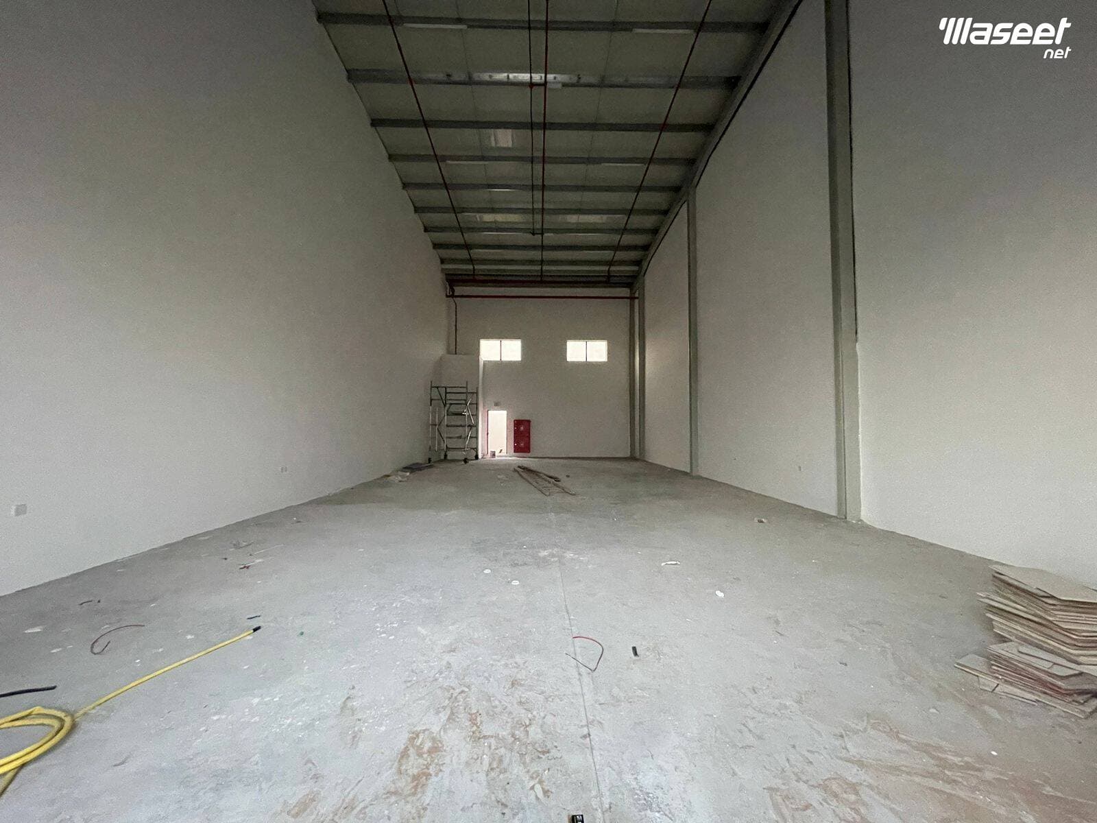 مستودع للإيجار في منطقة الجرف الصناعية 3