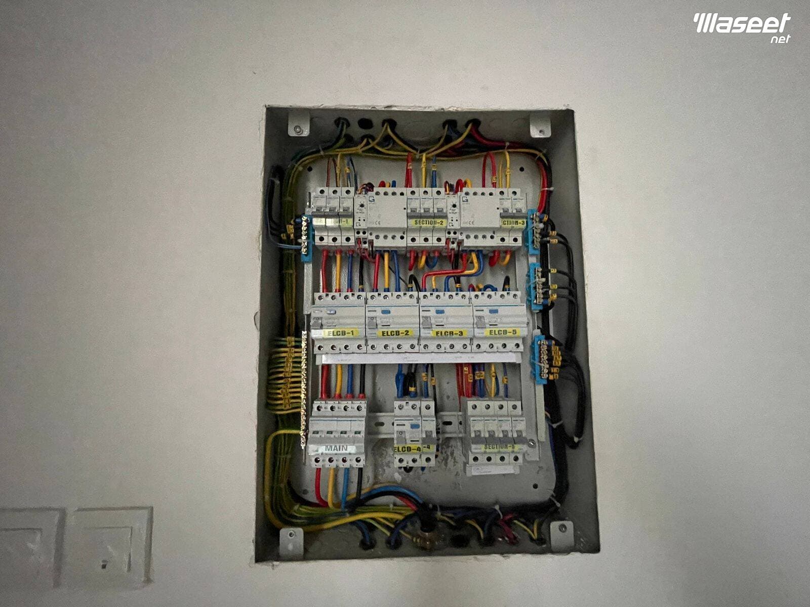 مستودع للإيجار في منطقة الجرف الصناعية 2