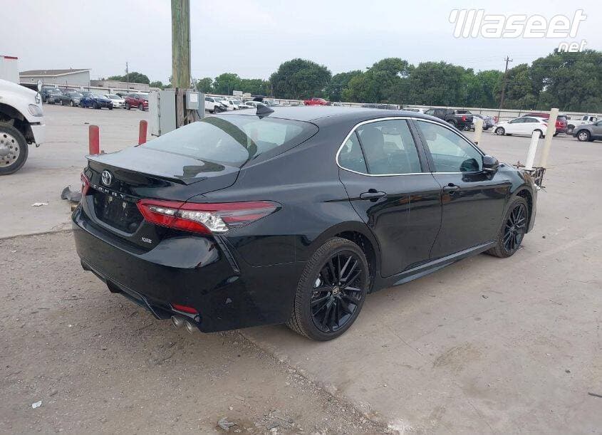 2024 TOYOTA CAMRY XSE 3