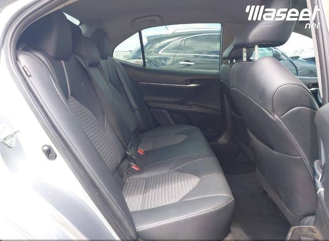 Toyota Camry SE 2022