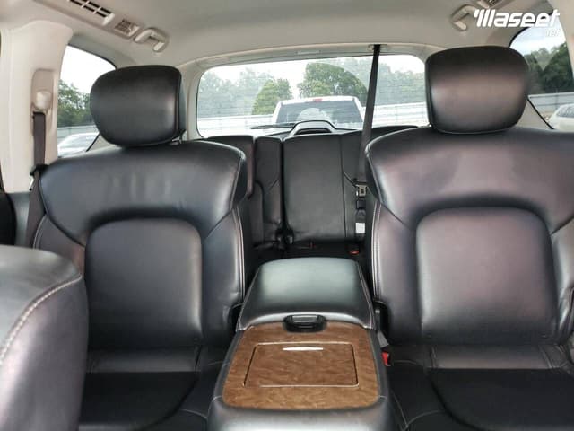 Infiniti QX80 model 2017