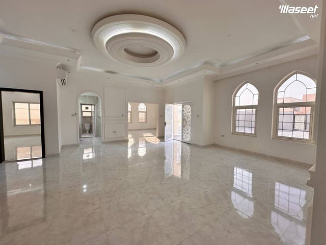 Standalone villa in Madina Al-Monawara in Riyadh 150000 dirhams