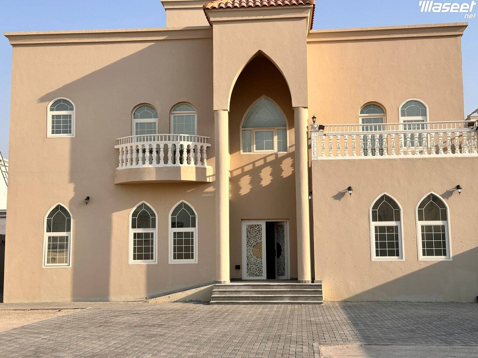 Standalone villa in Madina Al-Monawara in Riyadh 150000 dirhams 0