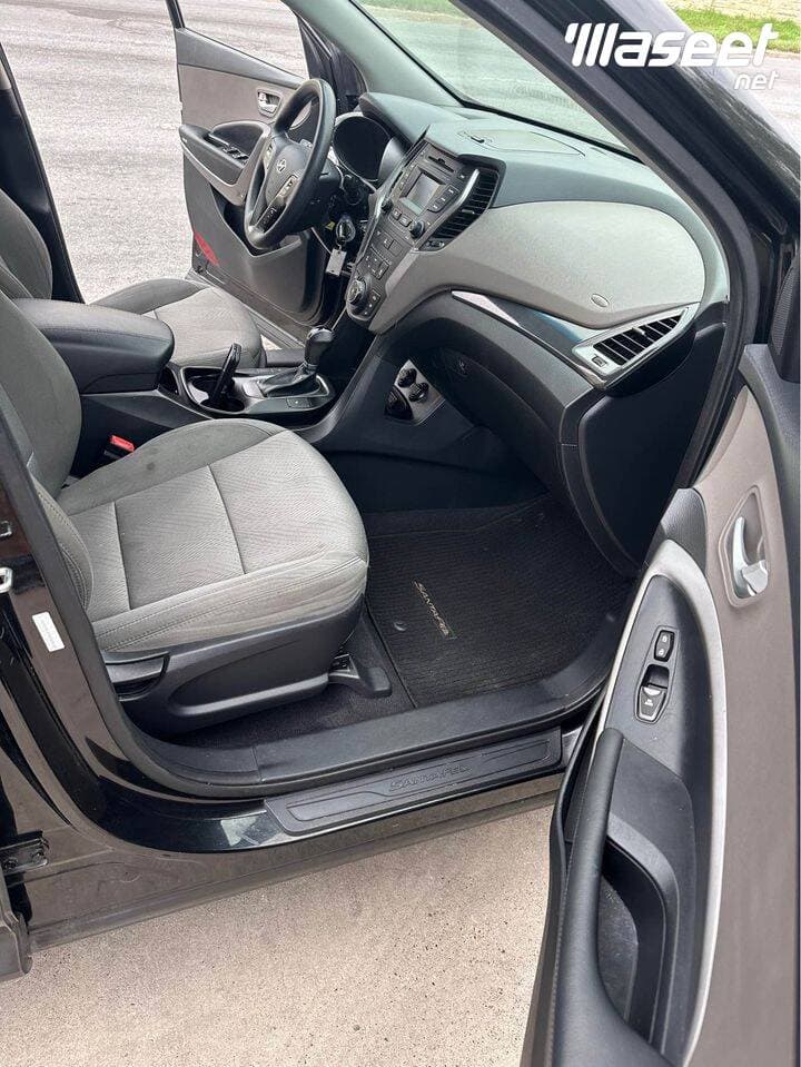 2016 Hyundai Santa Fe sport 1