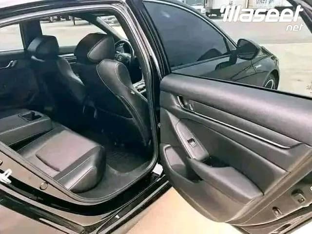 2022 هوندا أكورد هايبرد سبورت