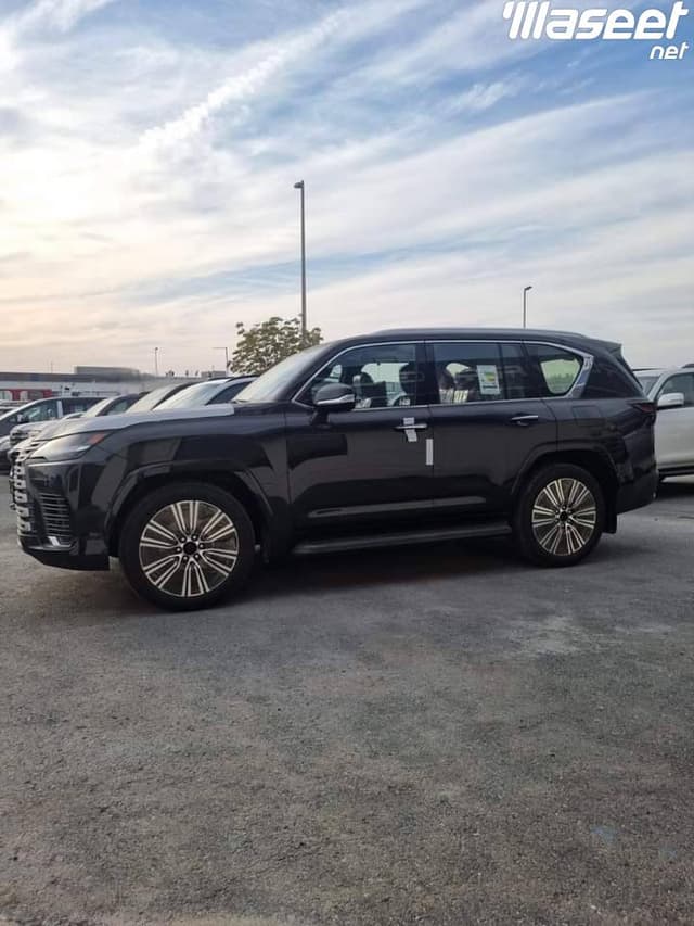 2024 Lexus LX 600