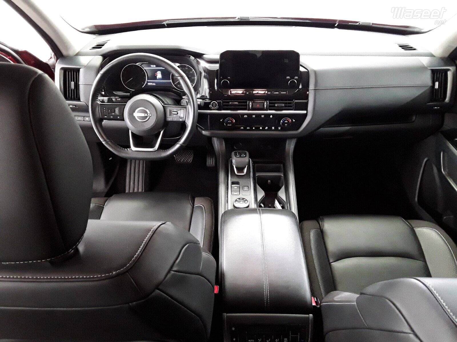 2022 Nissan Pathfinder SL 4WD 1