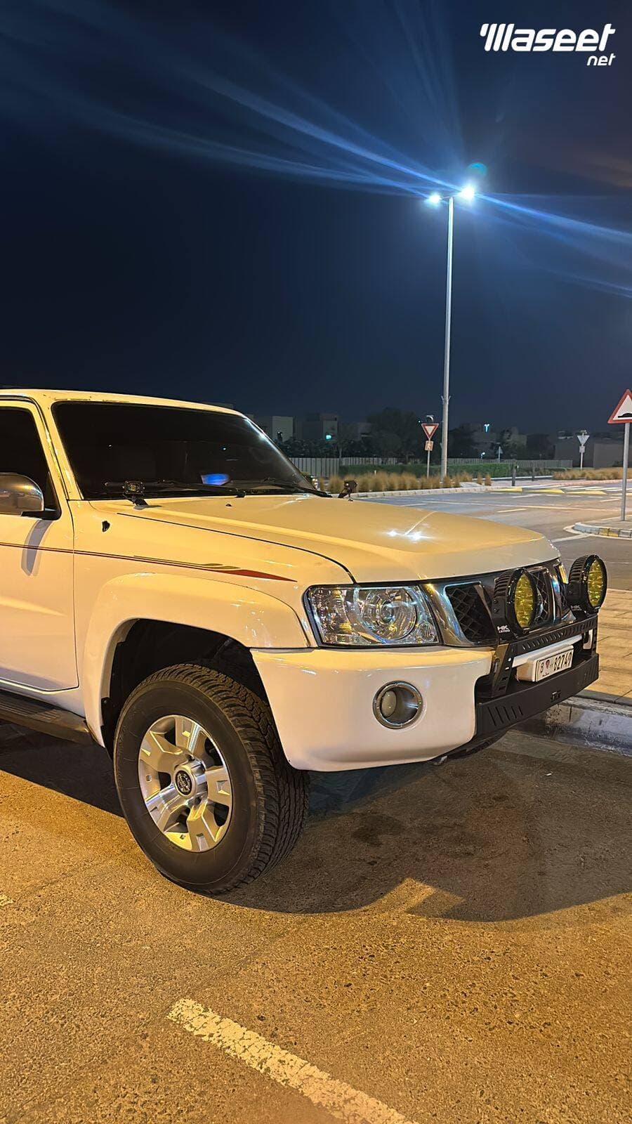Nissan VTC 2005 model 2