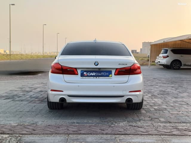 بي ام دبلو 530i موديل 2018
