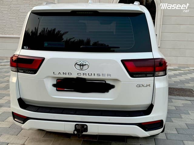 للبيع لاندكروزر استيشن GXR موديل 2022