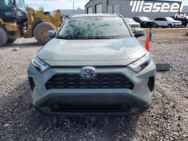 2022 TOYOTA RAV4 XLE 0
