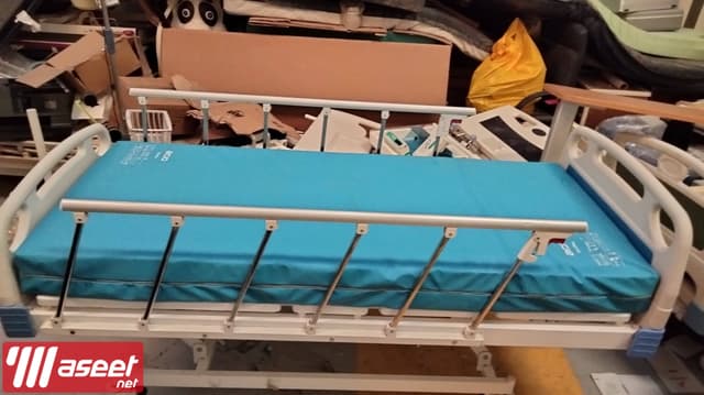 Electric automatic medical bed
