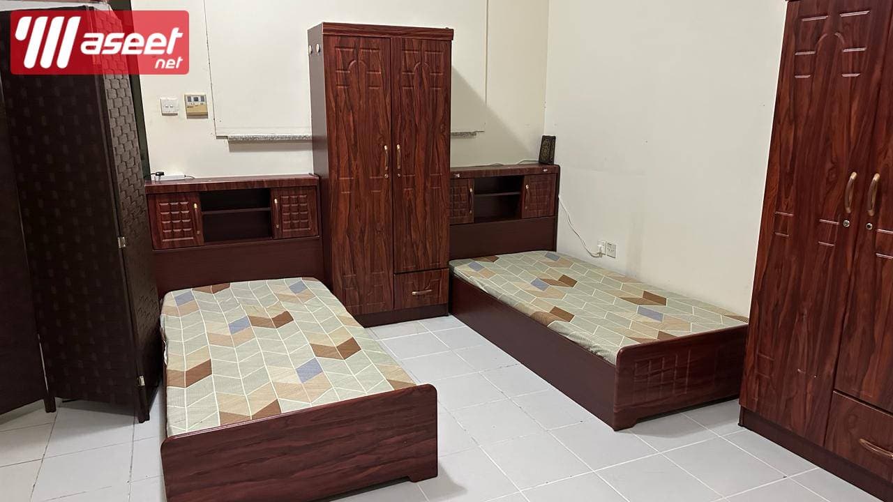 A bed for rent for employed girls in a large apartment 2