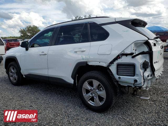 2022 Toyota RAV4, Xle