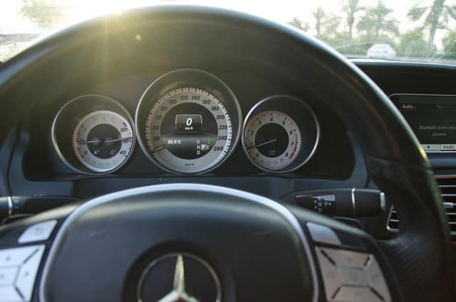 Mercedes E 200 Coupe 2014
