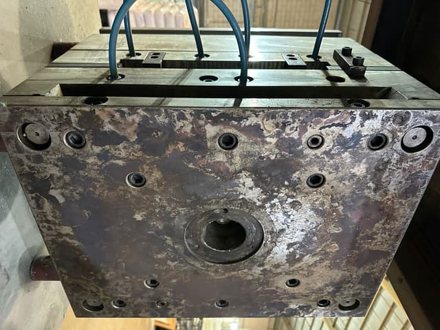 Selling highly efficient plastic injection molds