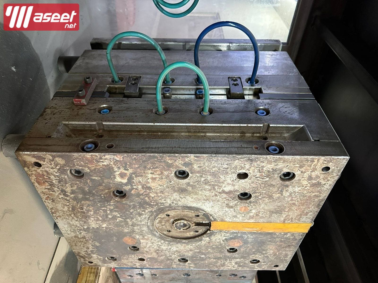 Selling highly efficient plastic injection molds 2
