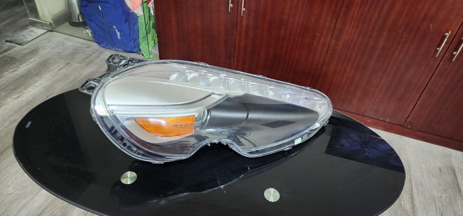 aston martin headlight 1