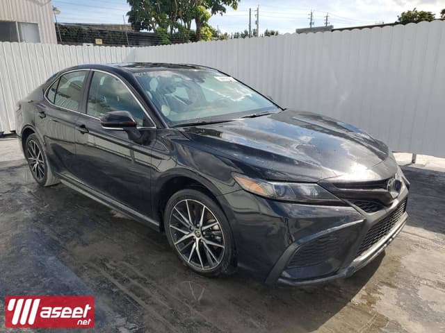 TOYOTA CAMRY SE 2024