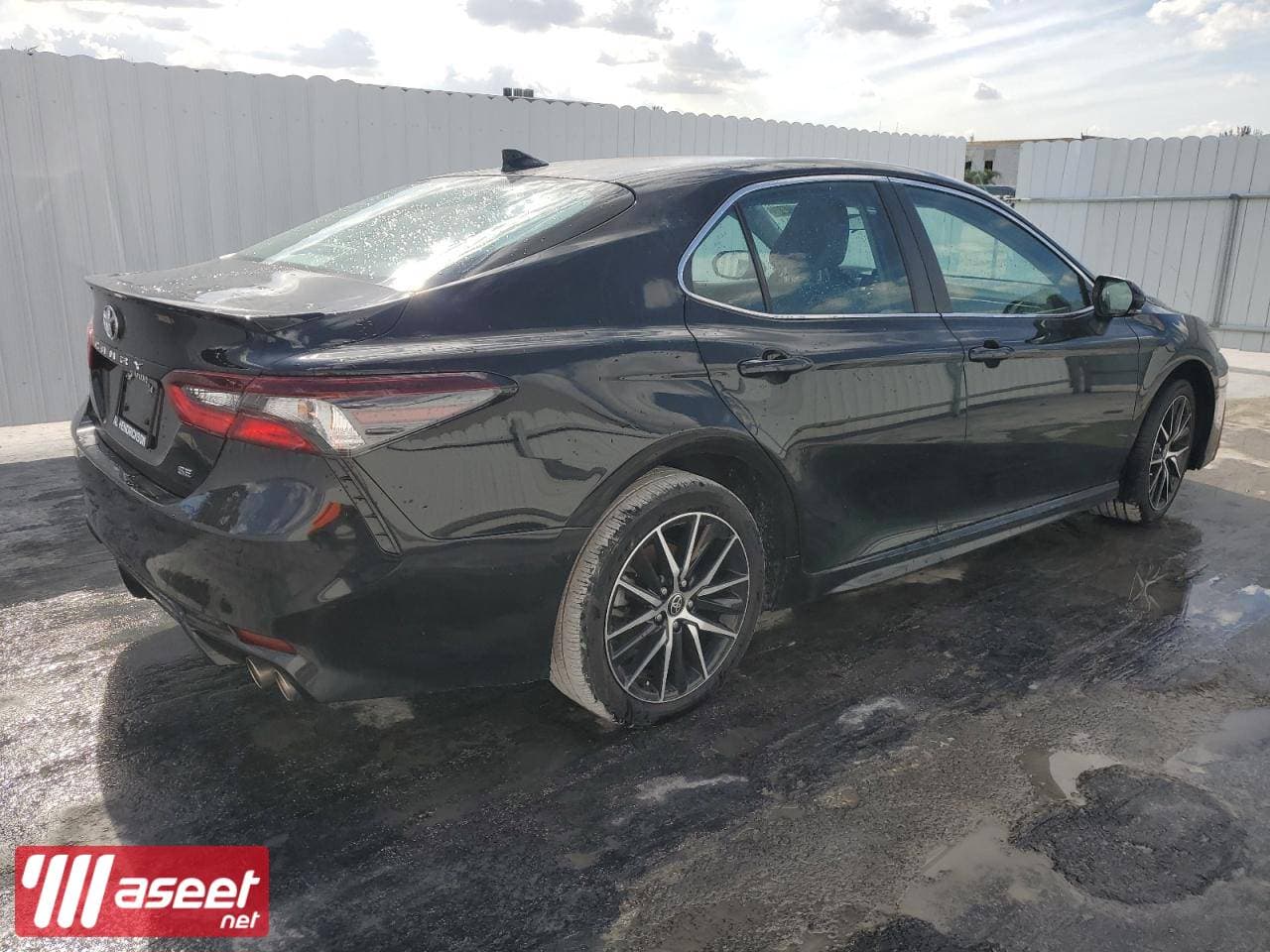 TOYOTA CAMRY SE 2024 3