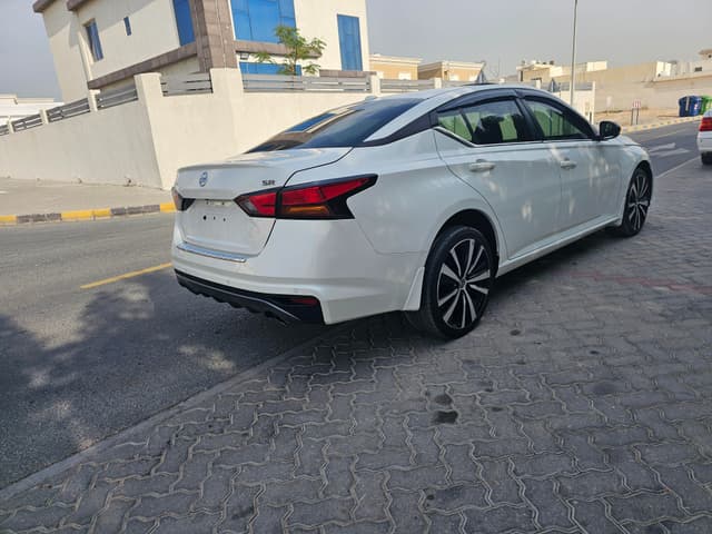 Nissan Altima SR 2021