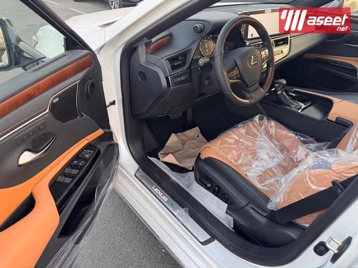 2024 Lexus ES 350 for sale in good condition 3