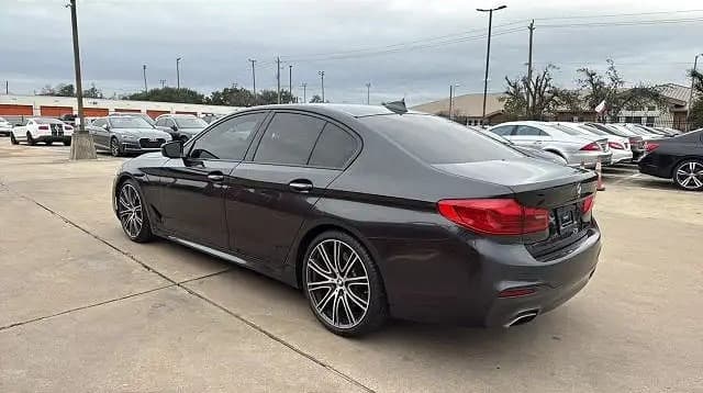 للبيع بي ام دبليو 540i 2018 0