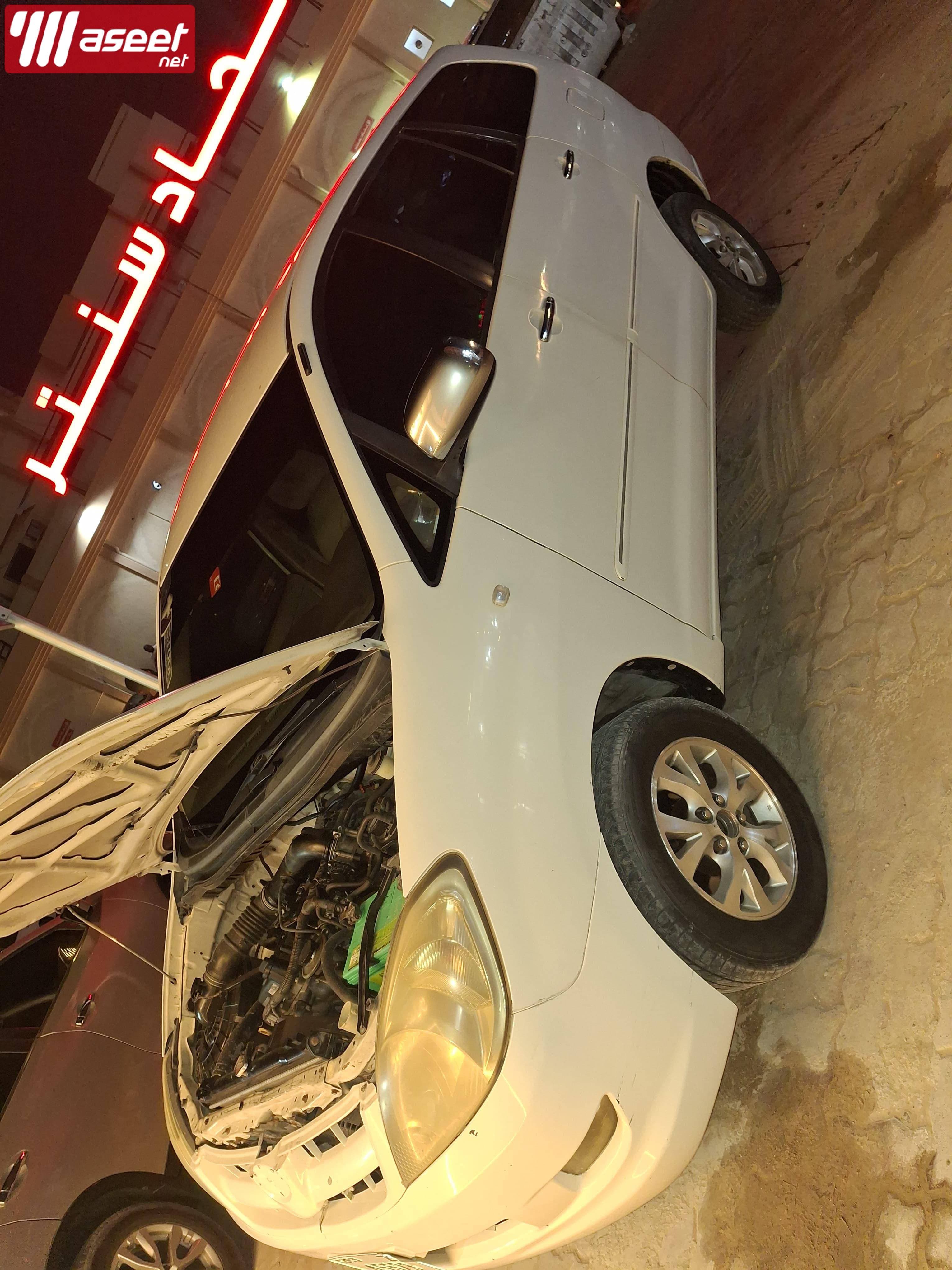  سياره تيوتا انوفا موديل 2007 9