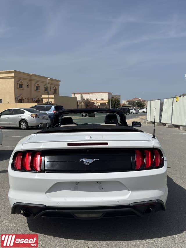 Ford Mustang 2018 v4