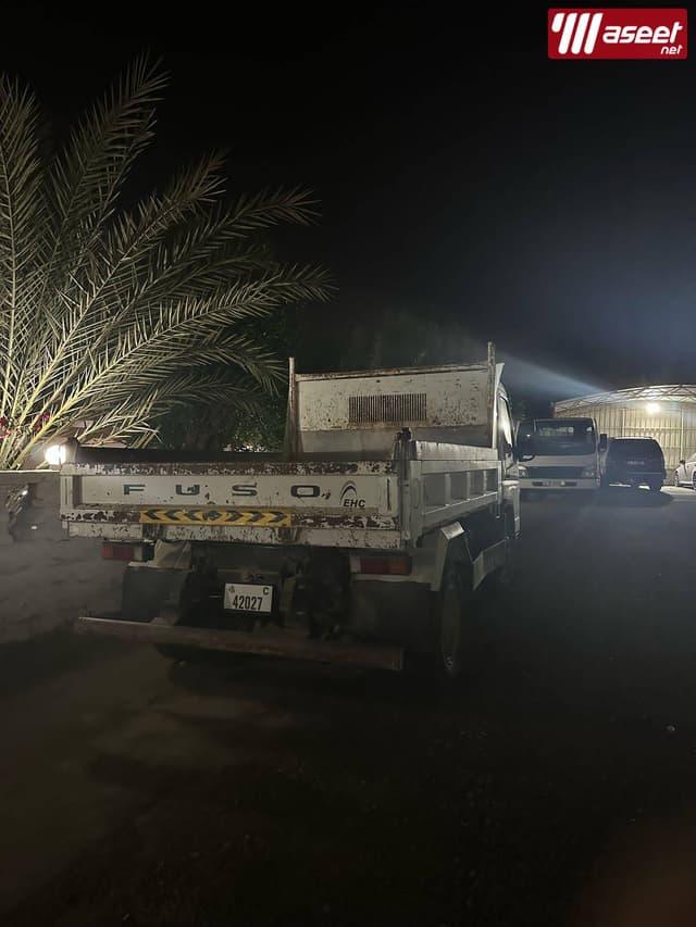 Mitsubishi Half Lorry 2016 for sale